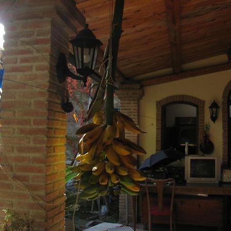 Marinette Bed & Breakfast Barcellona-Pozzo di Gotto Bagian luar foto