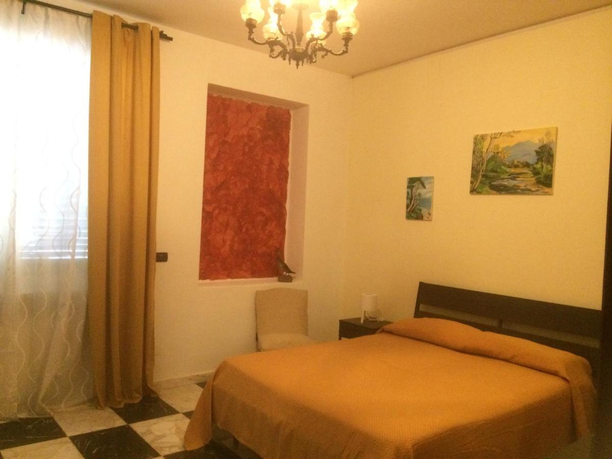 Marinette Bed & Breakfast Barcellona-Pozzo di Gotto Bagian luar foto